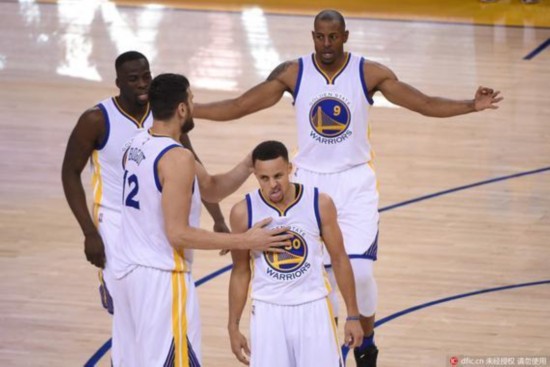 更折射出国 更折射出国